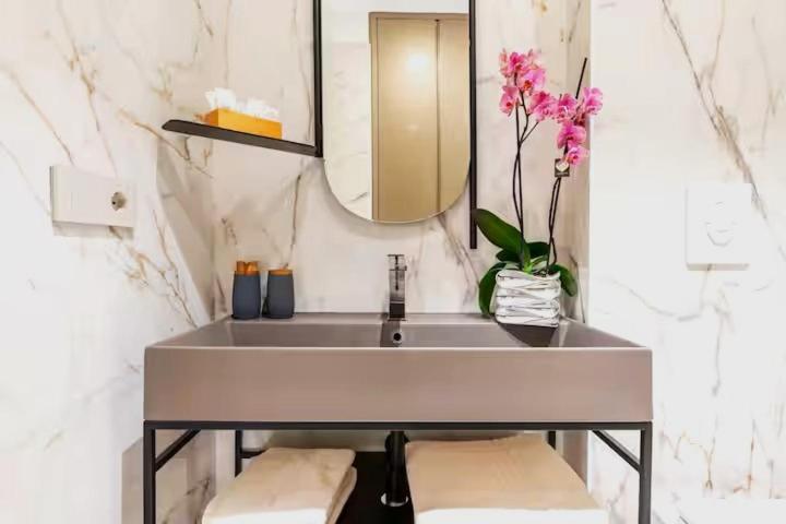 Trastevere Boutique With Gym And Steam Shower ローマ エクステリア 写真